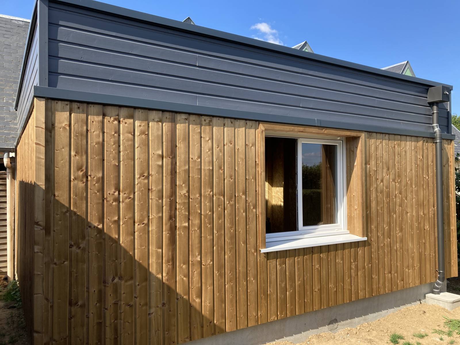 Pose de bardage composite pour isolation de maison à Octeville-sur-Mer 76930