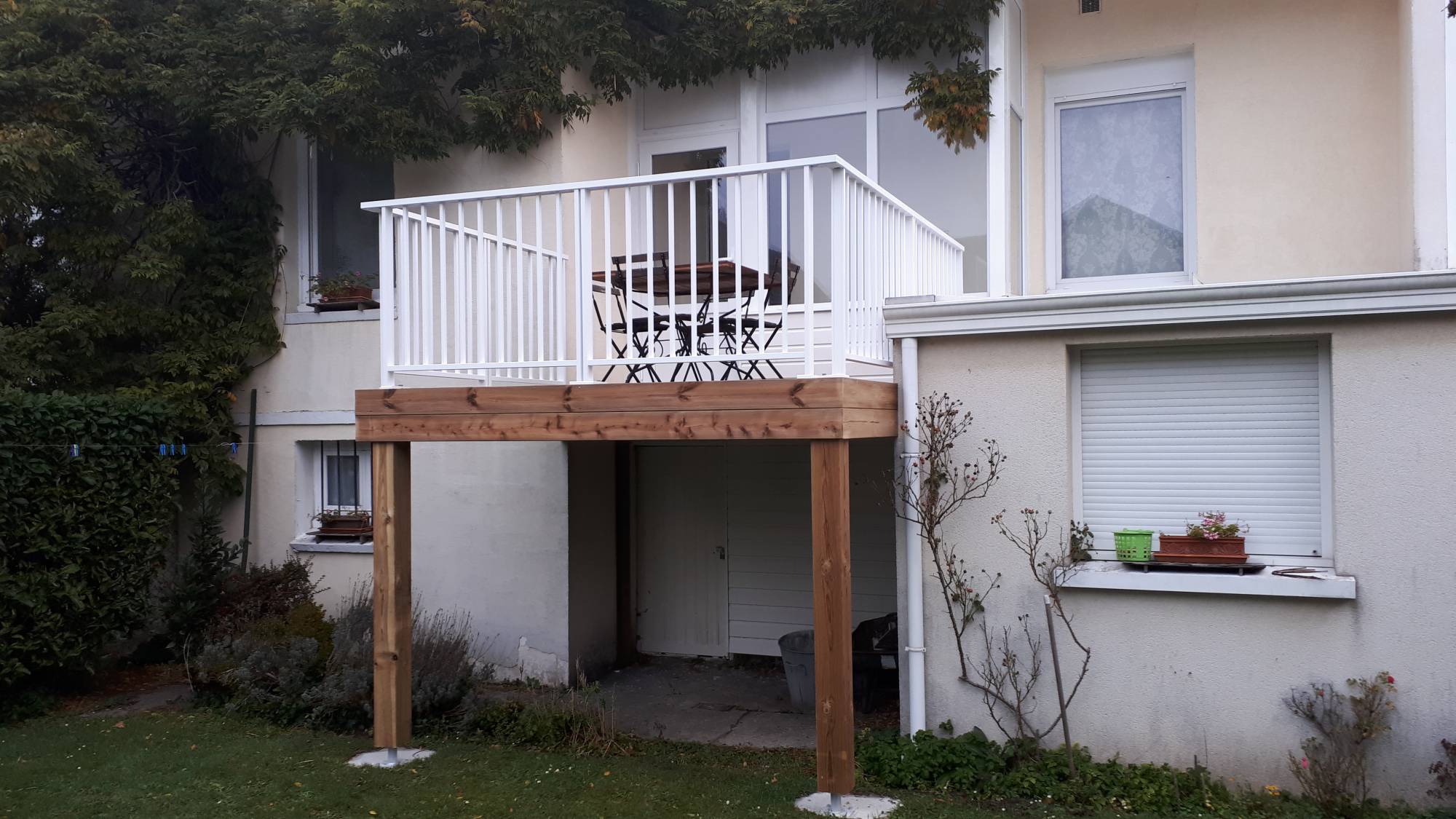 TERRASSE BOIS SUR PILOTIS