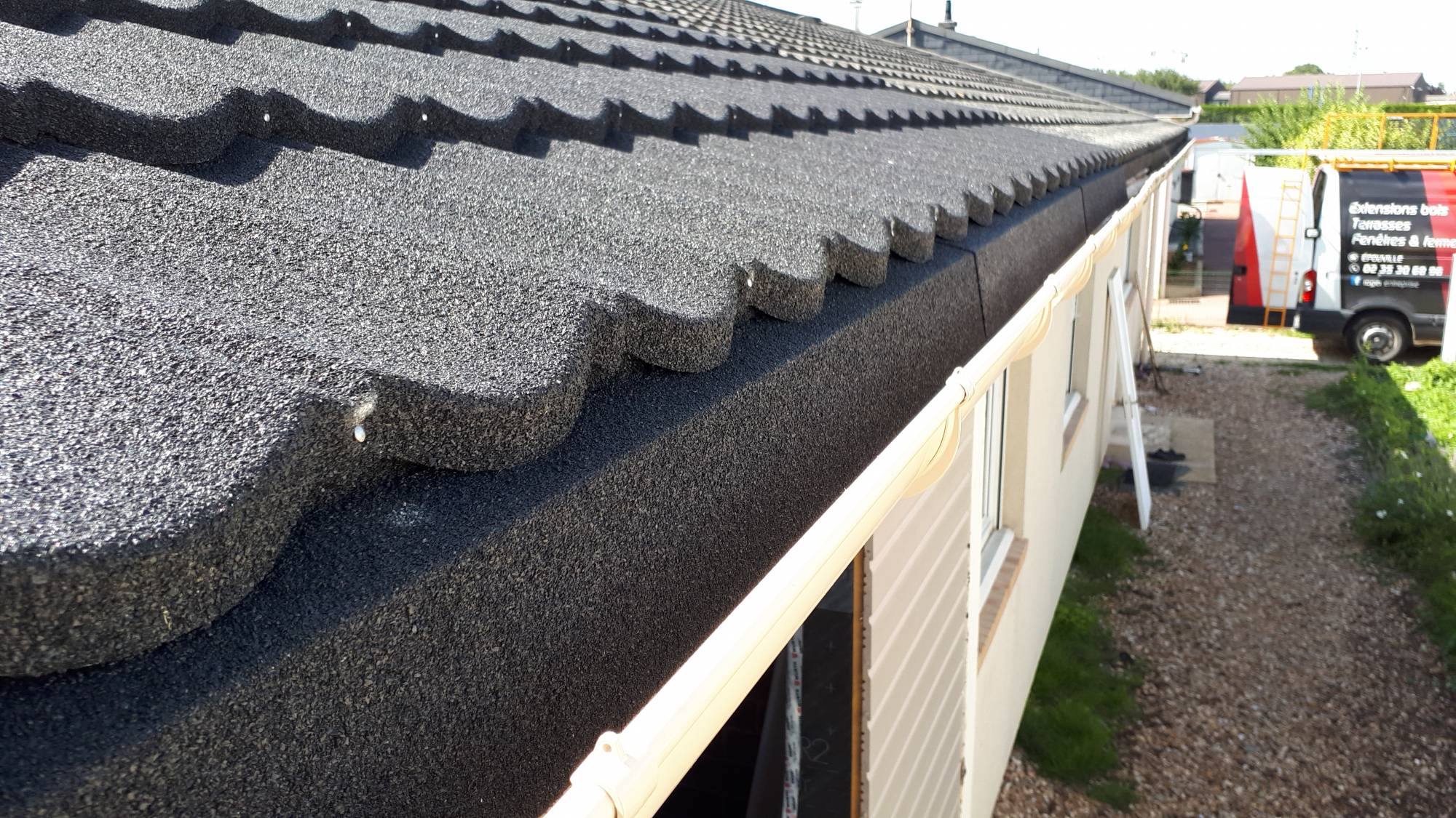 TOITURE EN ACIER PRELAQUE