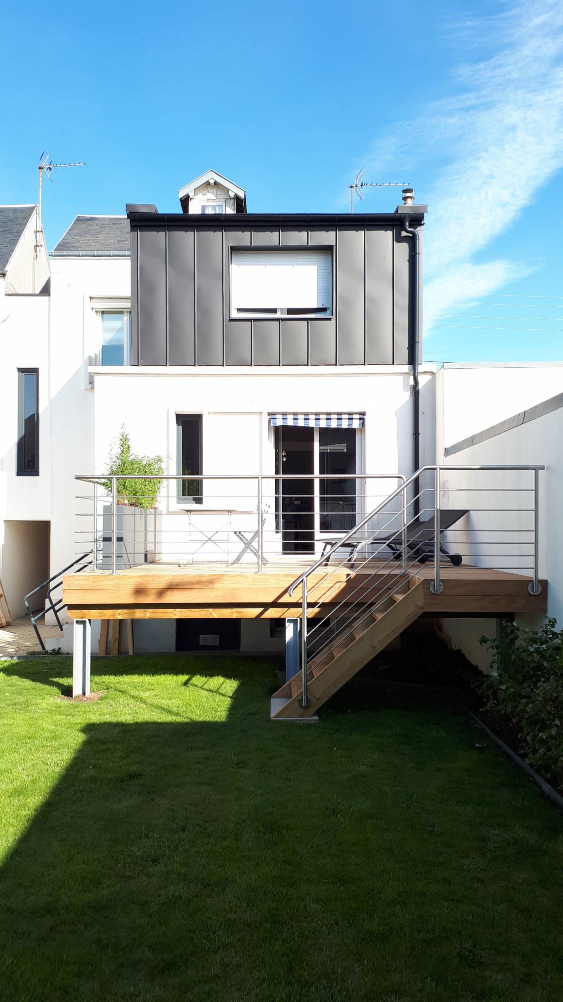 INSTALLER UNE TERRASSE SUR PILOTIS