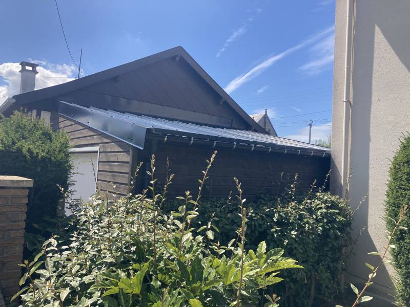 Changer son garage par un garage en bois