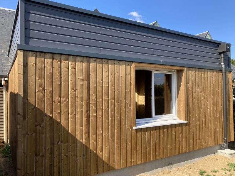 Faire installer une extension bois près du Havre