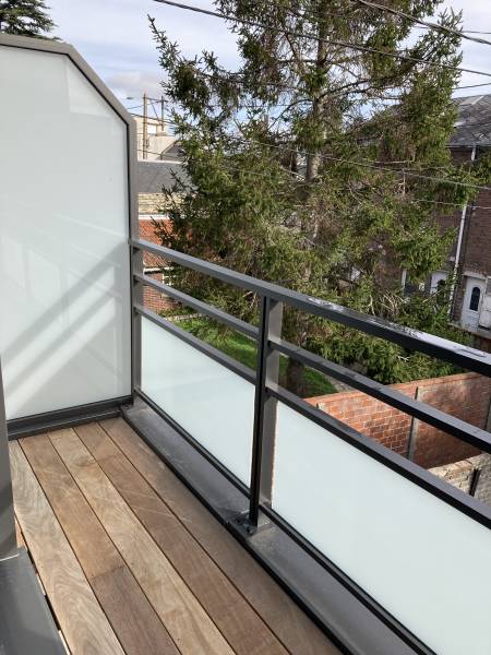 Profiter de la vue avec un garde corps en aluminium