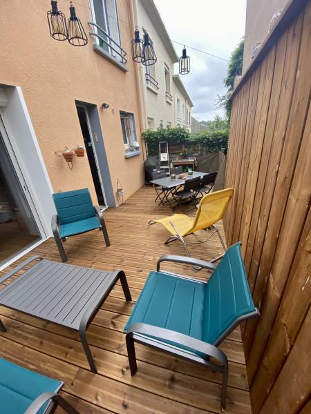 Comment agencer sa terrasse avec du bois