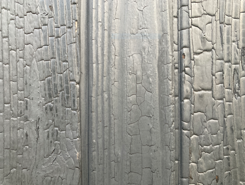 Mettre un bardage en bois brulé sur sa maison