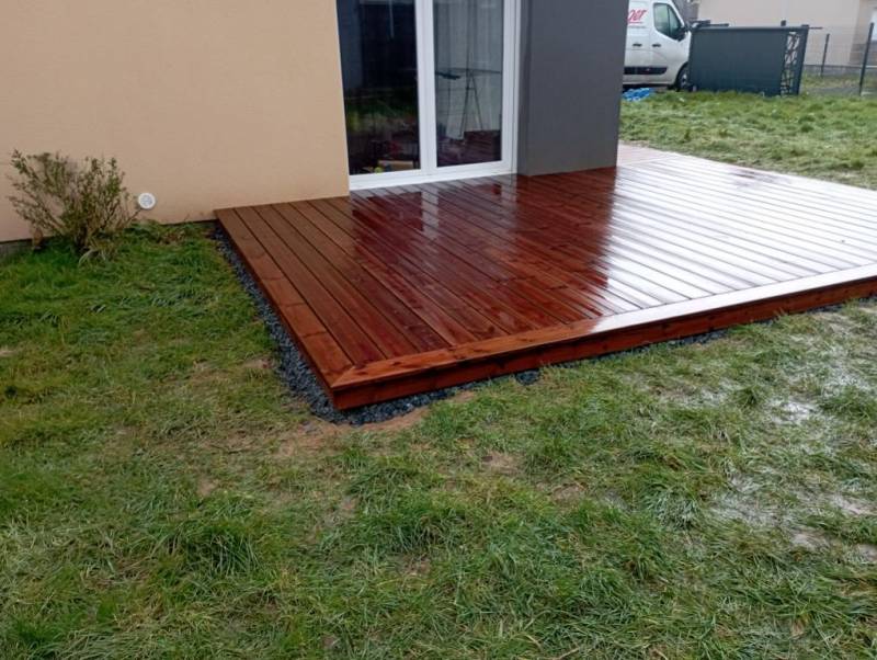 faire installer une terrasse en bois près d'Epouville